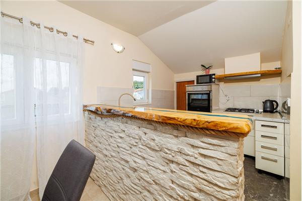 Apartment A2, for 8 persons