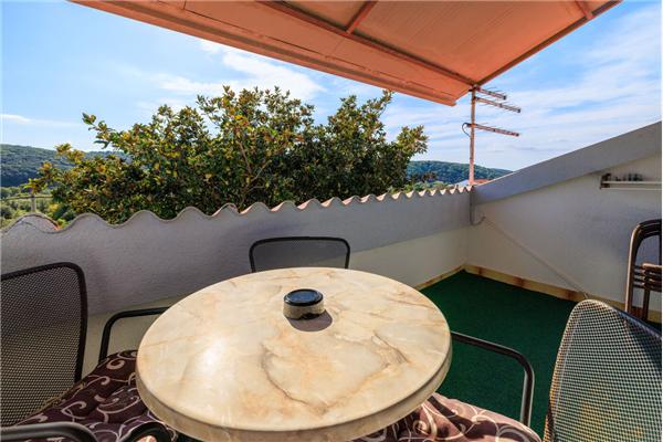 Apartment A2, for 8 persons