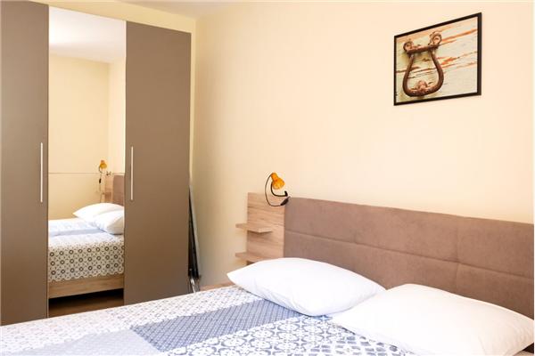 Apartment A1, for 6 persons