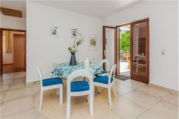 House K1, for 8 persons