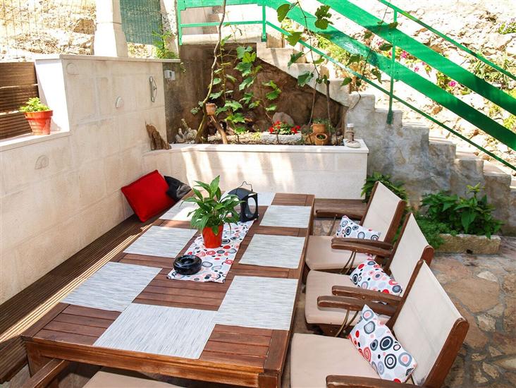 Apartment A1, for 6 persons