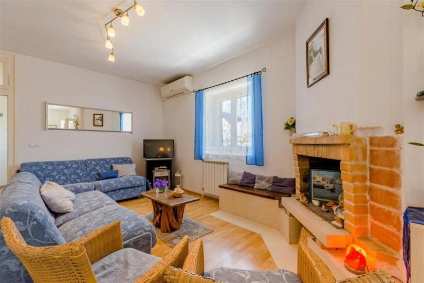 Apartment A1, for 6 persons