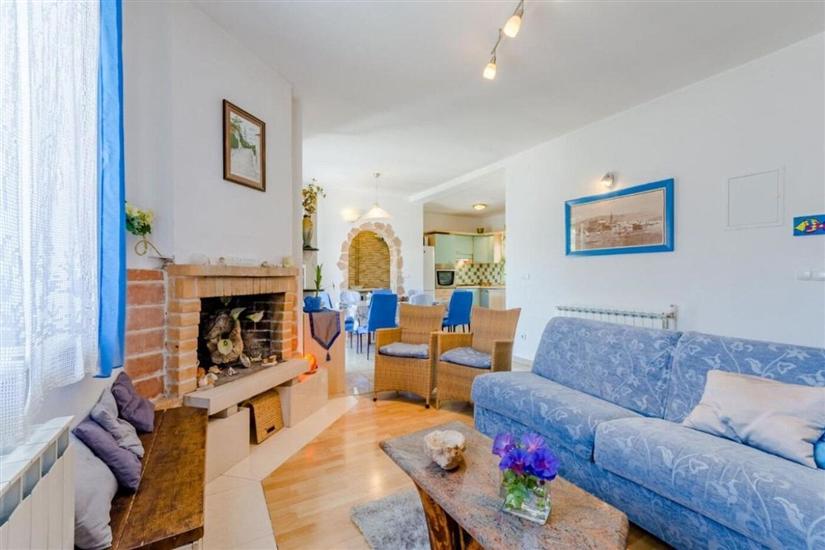 Apartment A1, for 6 persons