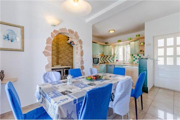 Apartment A1, for 6 persons