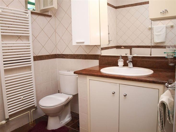 Apartment A1, for 6 persons