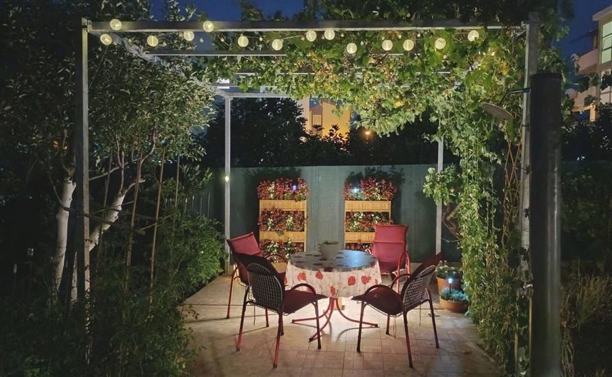 House Garden for two