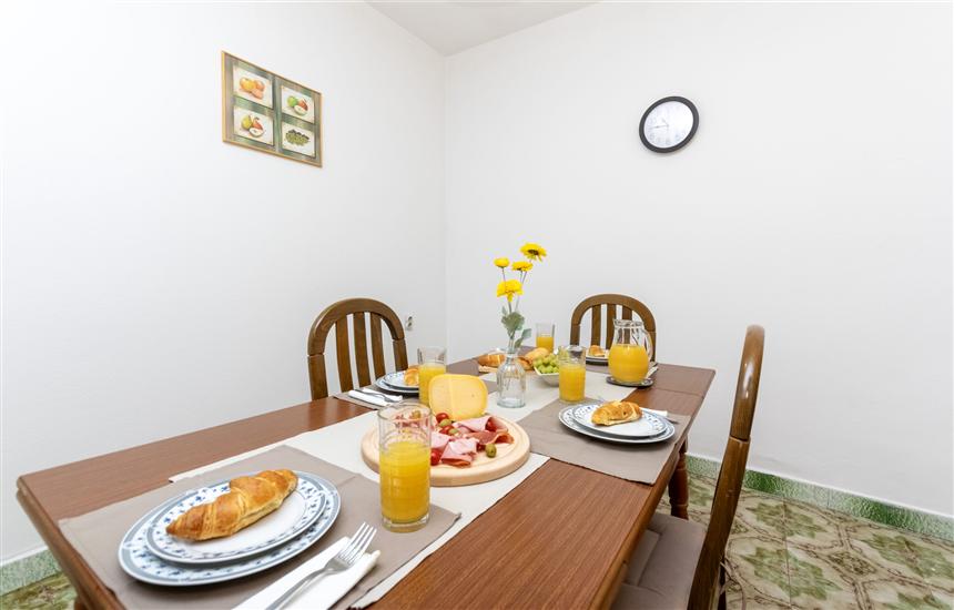 Apartment A1, for 4 persons