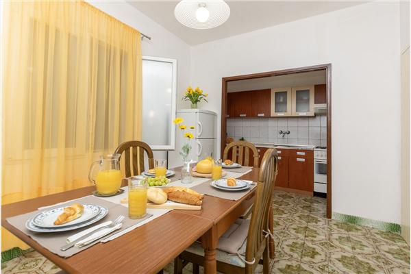 Apartment A1, for 4 persons