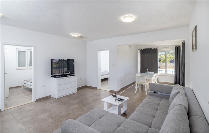 House K1, for 5 persons