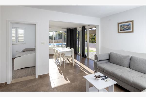 House K1, for 5 persons