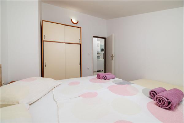 Apartment A3, for 5 persons