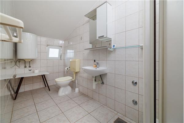 Apartment A3, for 5 persons