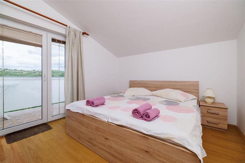 Apartment A3, for 5 persons