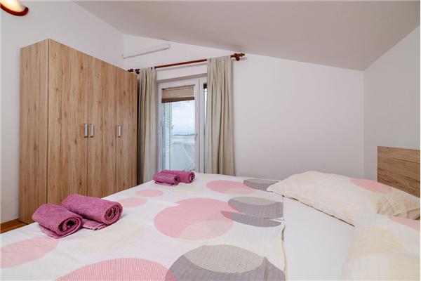 Apartment A3, for 5 persons