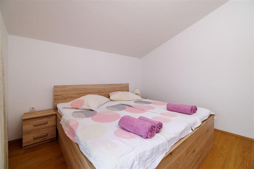 Apartment A3, for 5 persons