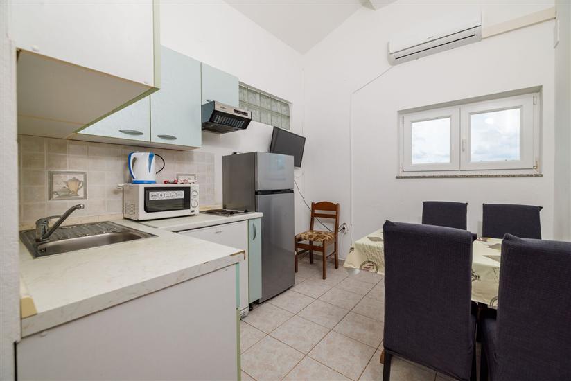 Apartment A3, for 5 persons