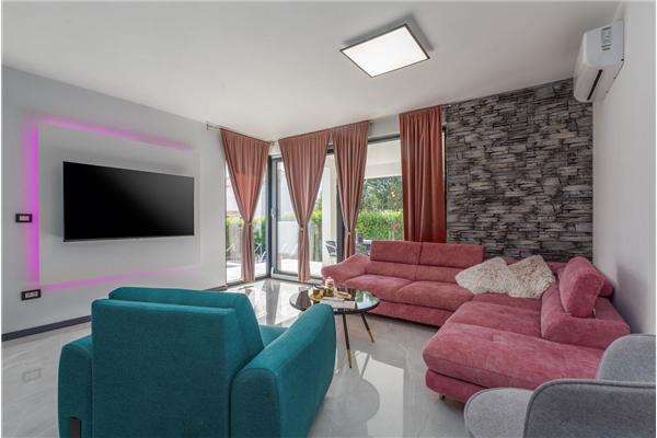 House K1, for 8 persons