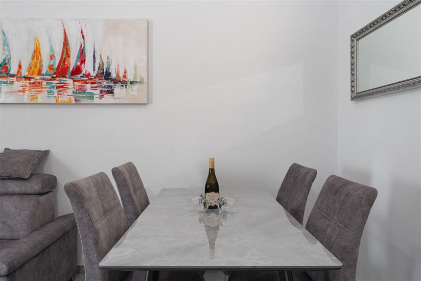 Apartment A2, for 4 persons