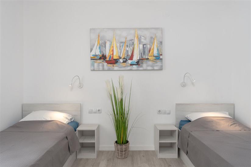 Apartment A3, for 5 persons