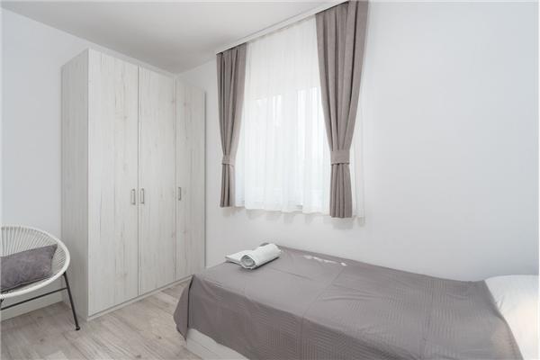Apartment A3, for 5 persons