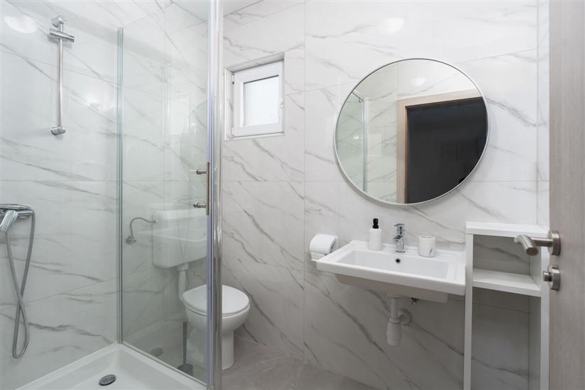 Apartment A3, for 5 persons