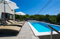 House K1, for 10 persons