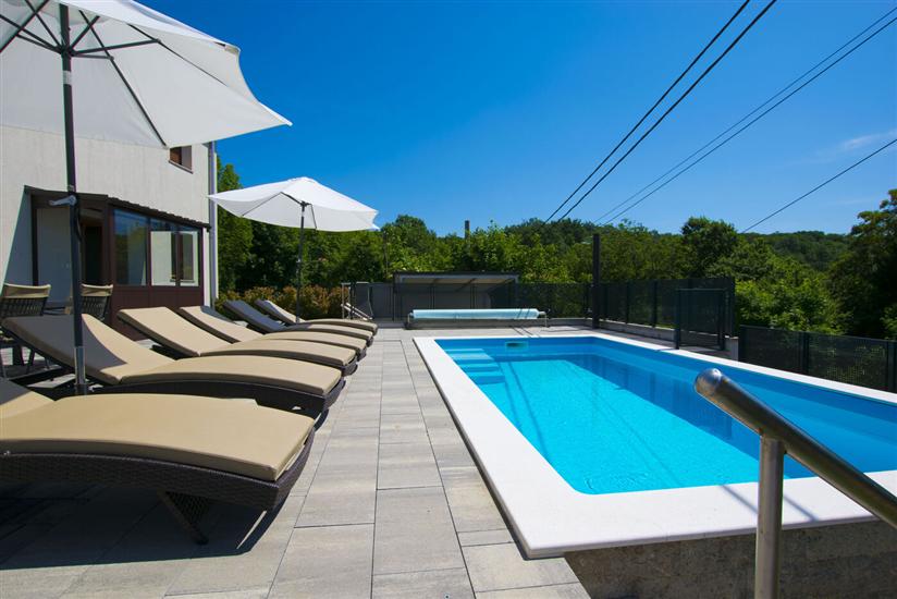 House K1, for 10 persons