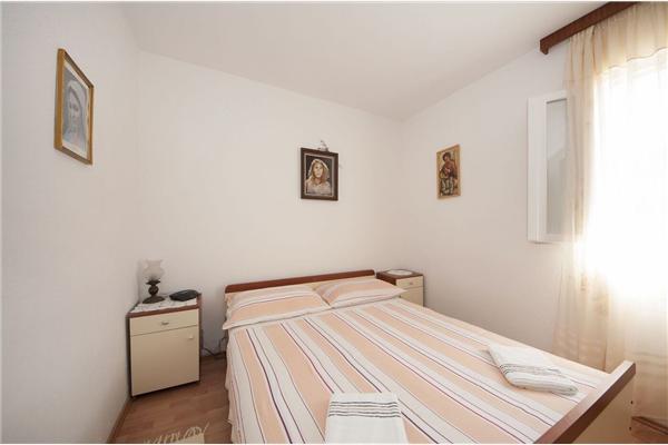 Apartment A2, for 3 persons