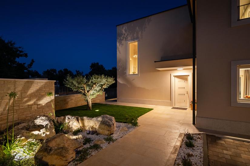 Villa Villa Maxime s bazenom, saunom i whirlpool-om