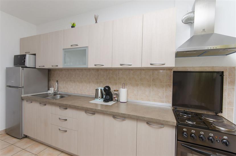 Apartment A1, for 5 persons
