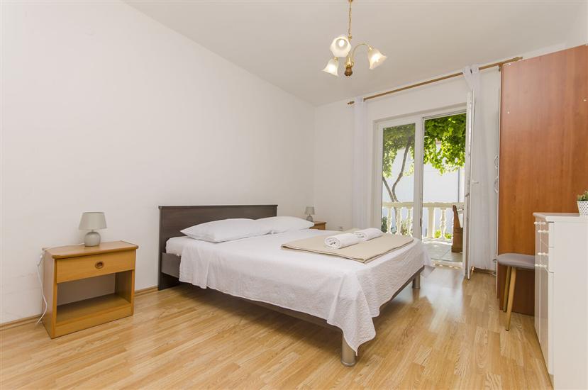 Apartment A2, for 5 persons