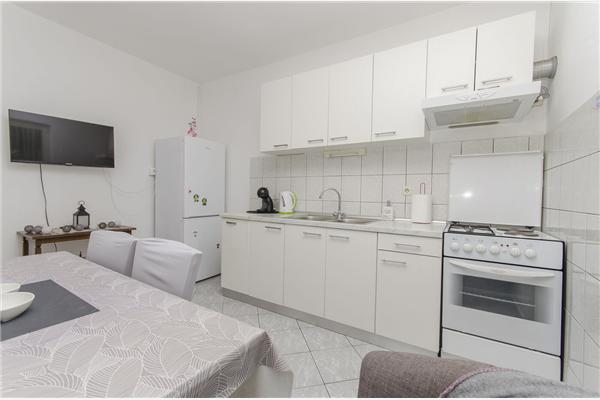 Apartment A2, for 5 persons