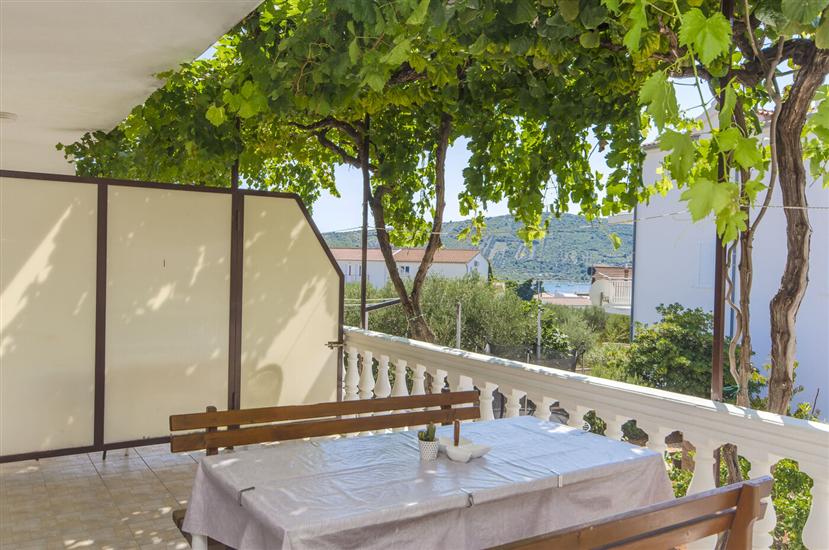 Apartment A2, for 5 persons