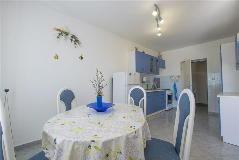 Apartment A2, for 4 persons