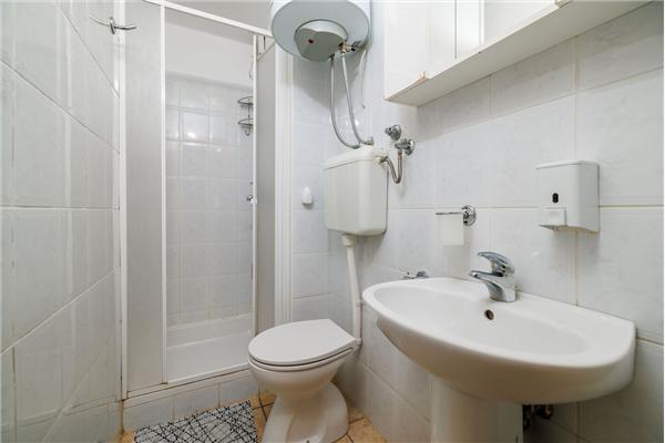 House K1, for 10 persons