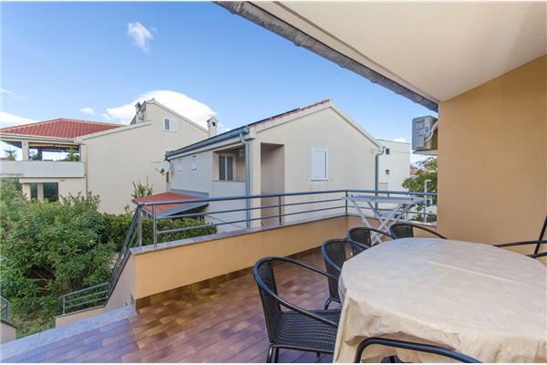 Apartment A1, for 6 persons