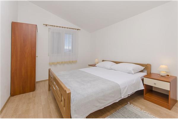 Apartment A1, for 6 persons