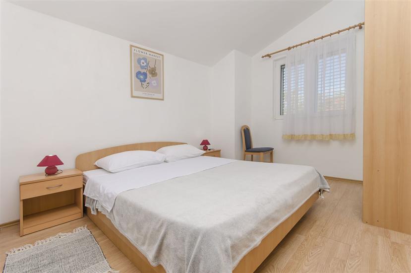 Apartment A1, for 6 persons