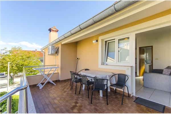 Apartment A1, for 6 persons