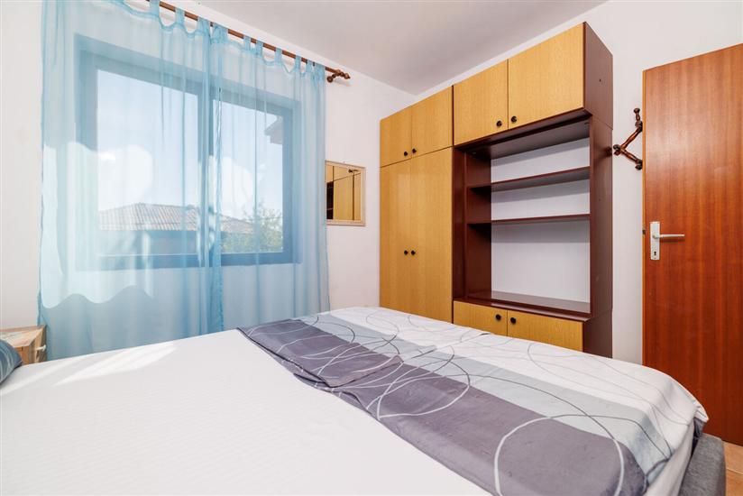 Apartment A1, for 7 persons