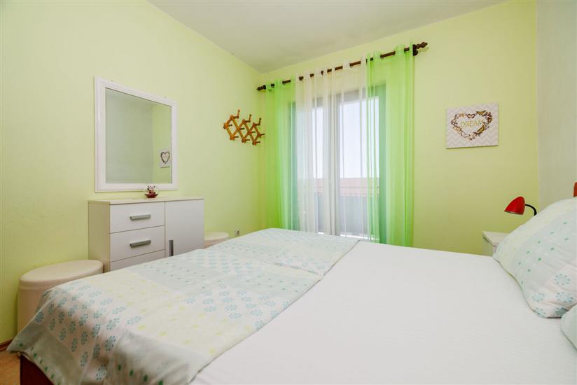 Apartment A1, for 7 persons