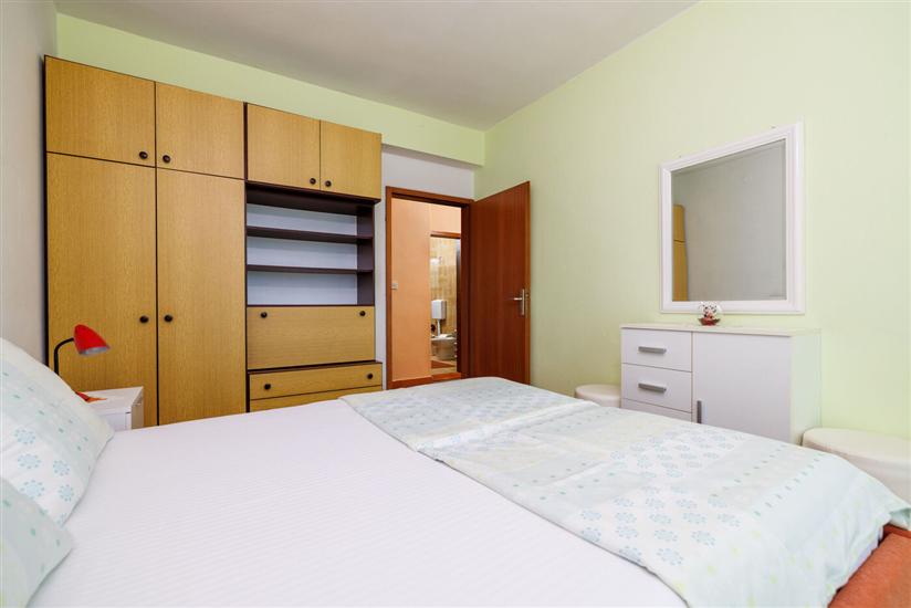 Apartment A1, for 7 persons