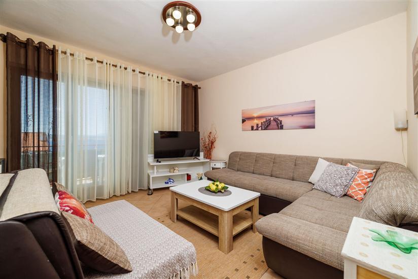 Apartment A1, for 7 persons