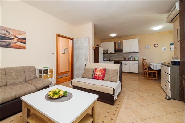 Apartment A1, for 7 persons