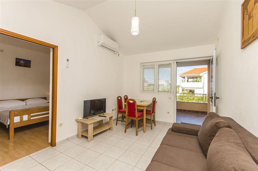 Apartment A2, for 4 persons