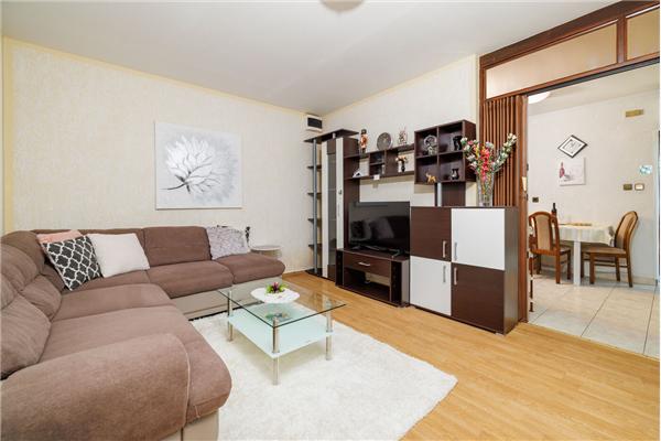 Apartment A2, for 3 persons