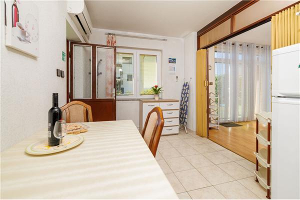 Apartment A2, for 3 persons