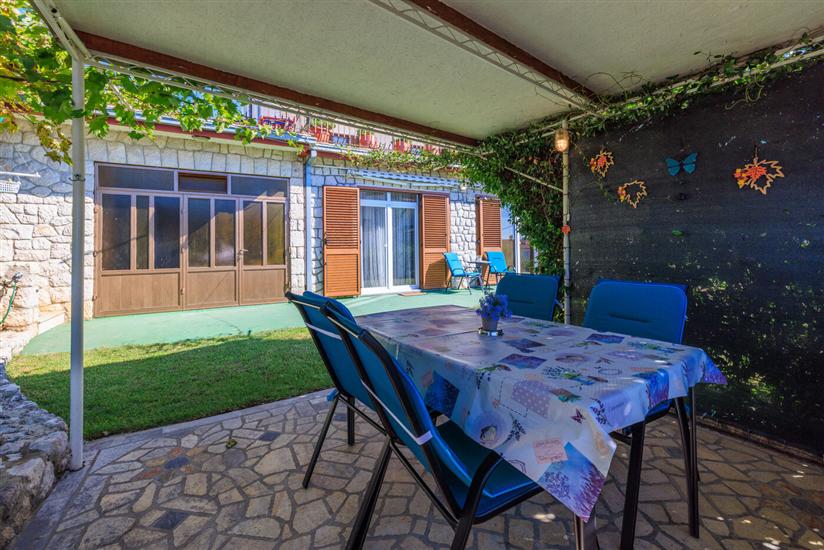 Apartment A2, for 3 persons