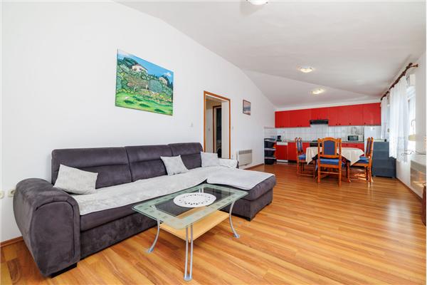 Apartment A2, for 5 persons