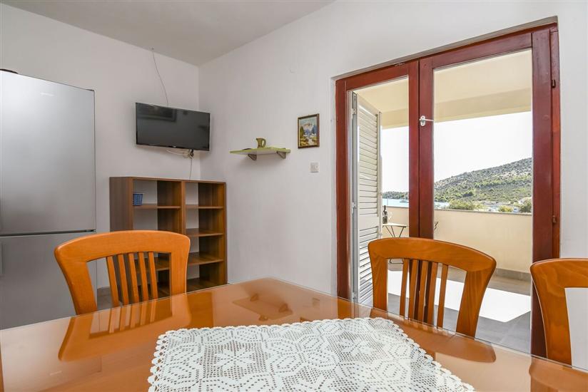 Apartment A1, for 5 persons